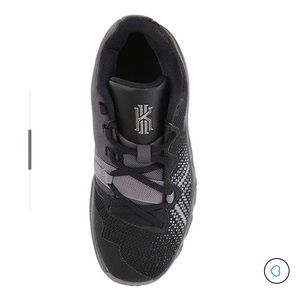NIKE KYRIE FLYTRAP BOY'S SNEAKER US 10.5C